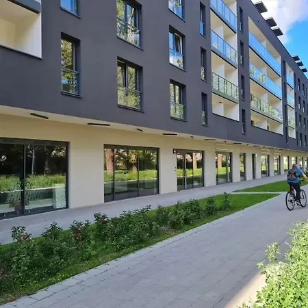 Manufaktura Residence - Apartamenty Prestiz Z Garazem Podziemnym I Dwoma Lazienkami Lodz  Exterior photo