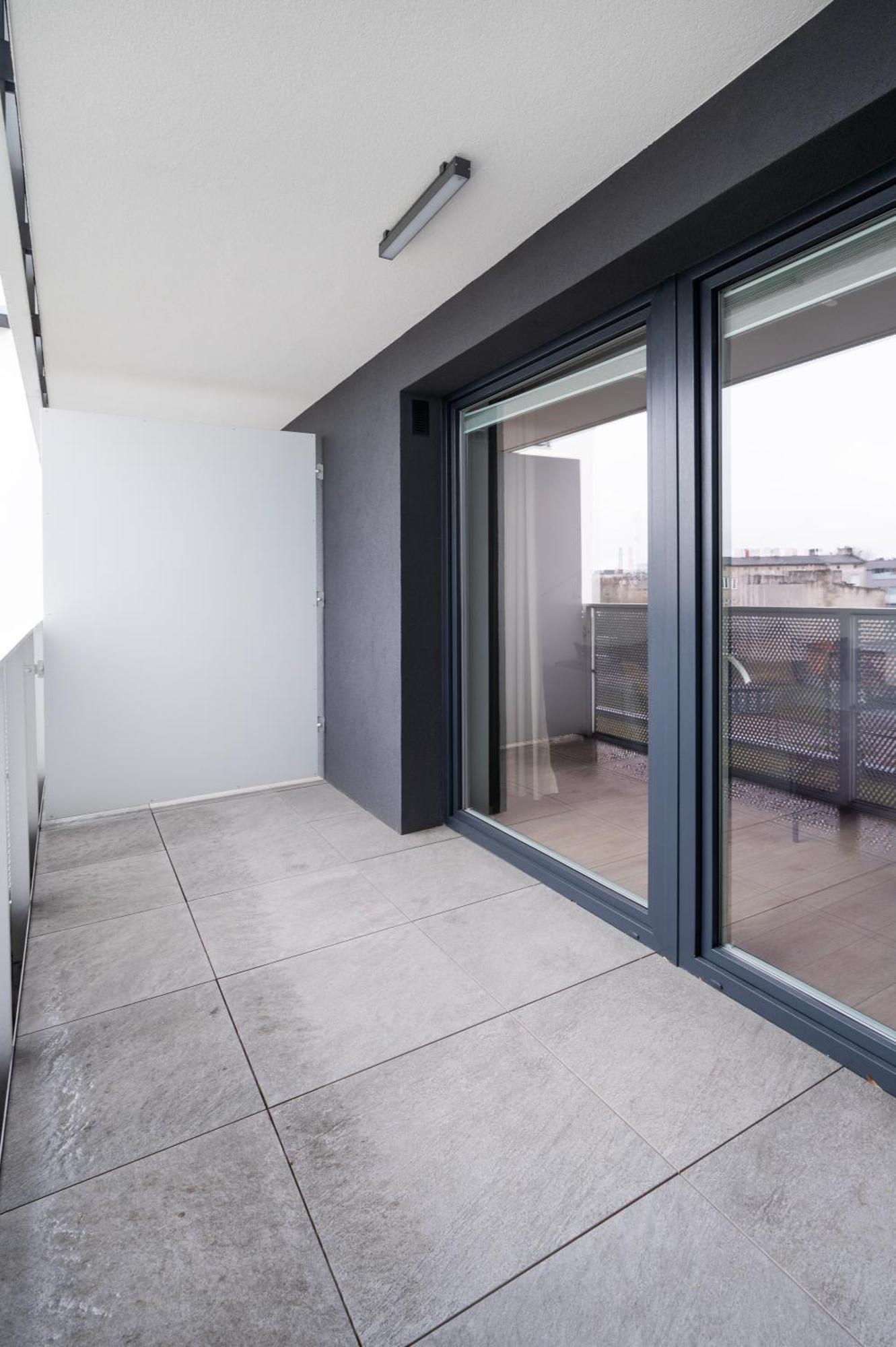 Manufaktura - Prestiz Z Garazem Podziemnym I Dwoma Lazienkami Apartment